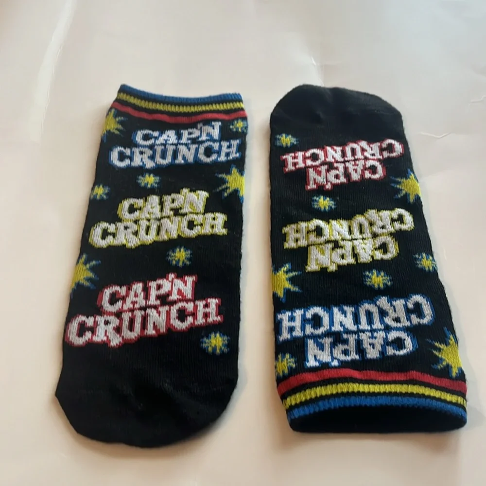 Cap’n Crunch Cereal Womens Ankle Socks NWT - Picture 4 of 5